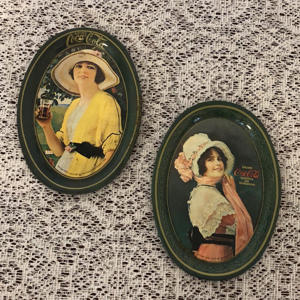 Set of 2 1973 Coca Cola Small Vintage Oval Mini Tin Tip Trays Trinket Trays
